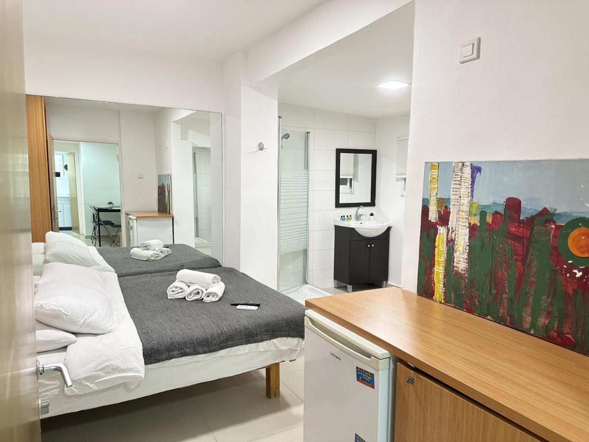 Miraks Harav Kuk Apartman Tel-Aviv Kültér fotó